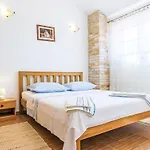 Milancic By Interhome