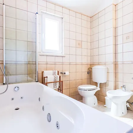 Milancic By Interhome * Gornji Prolozac